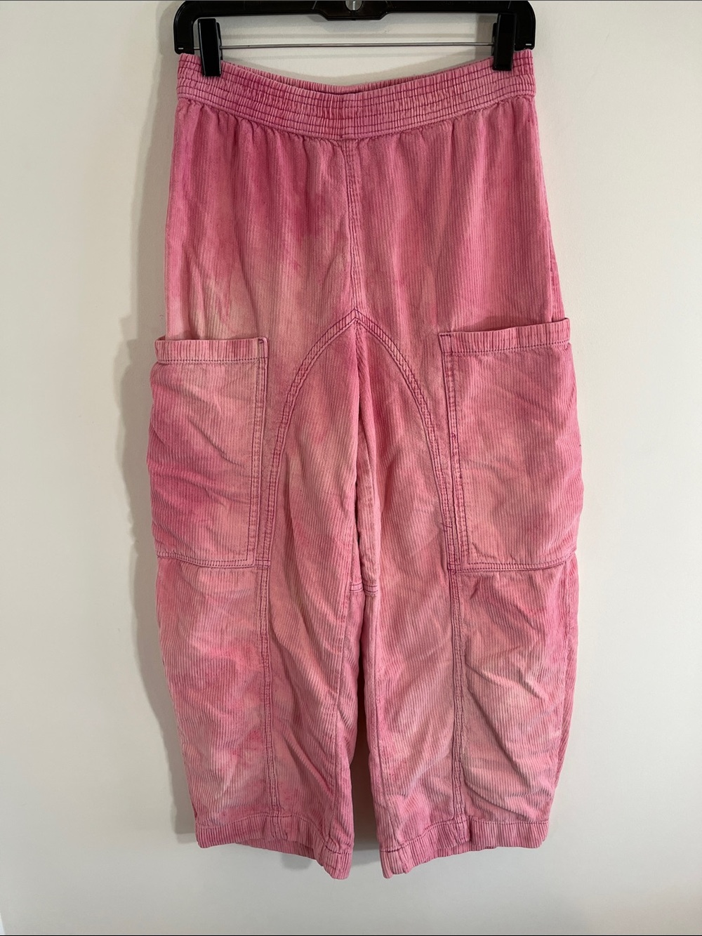 BDG cordurory cargo style in pink size small